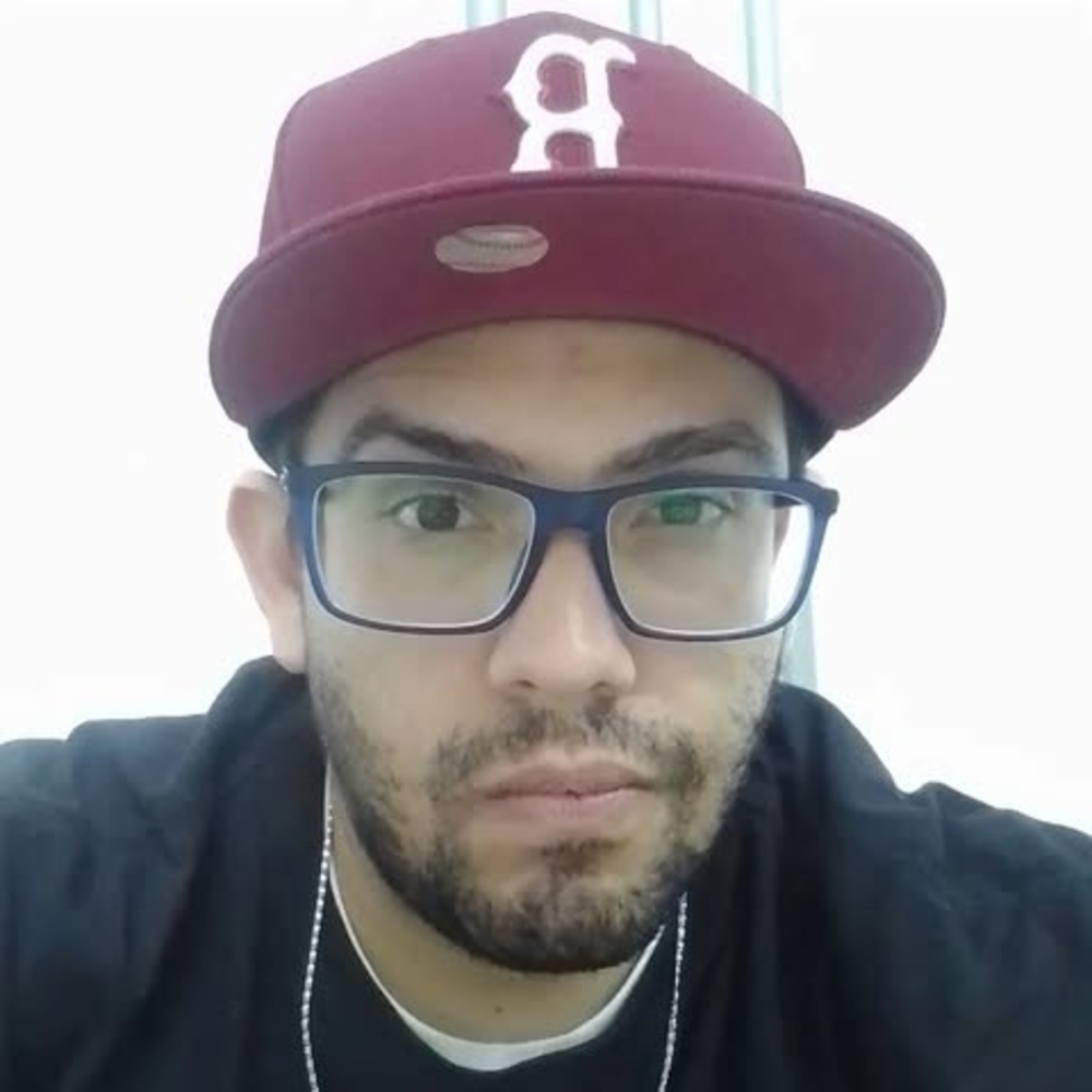 Meet your Posher, Caio